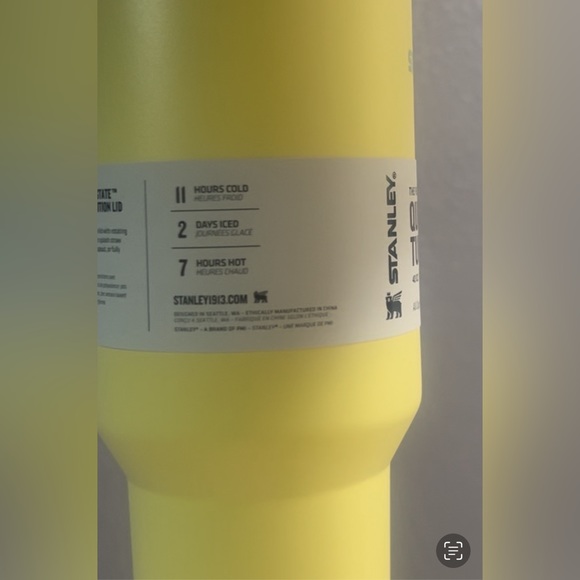 Stanley, 40 oz, The Quencher H2.0 FlowState Tumbler, Pomelo - Picture 1 of 4